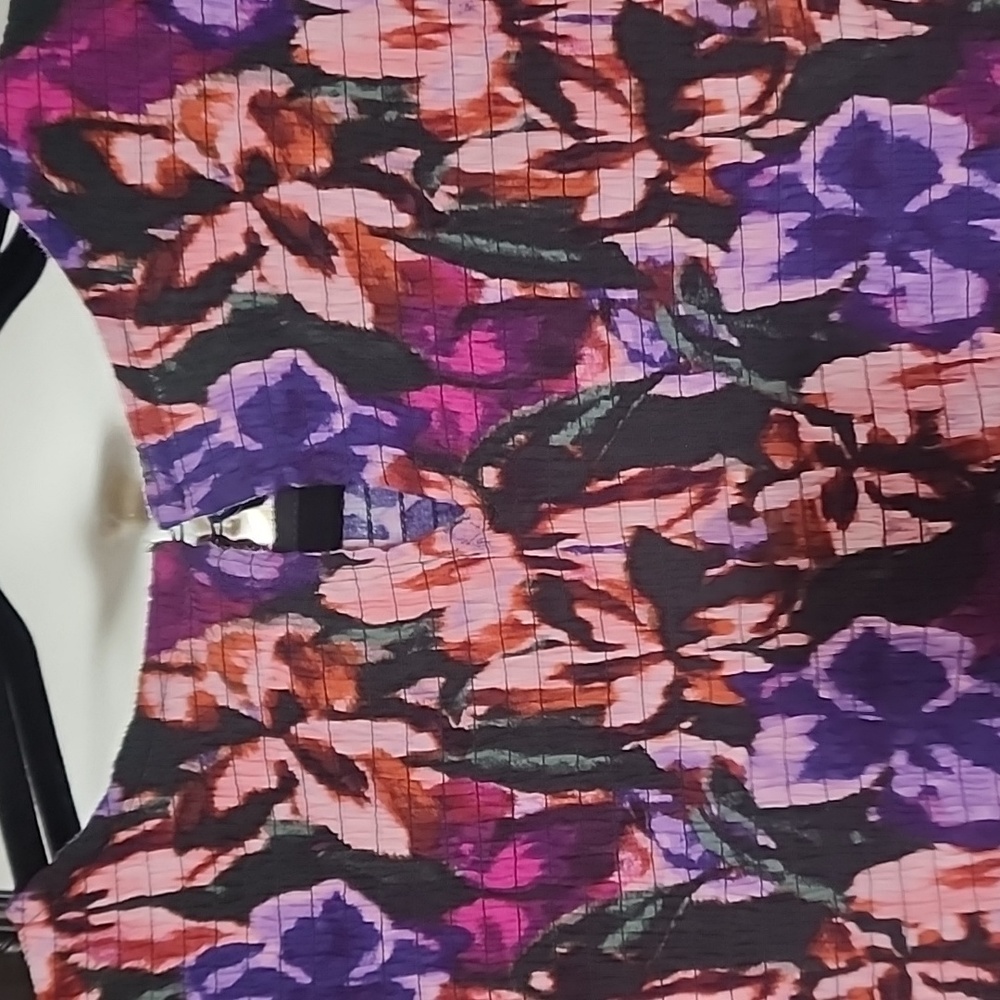 Floral Dress - Picture 6 of 7